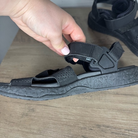 Nike ACG Air Deschutz 'Black Off Noir' CT2890-005 Sandals - Picture 8 of 15